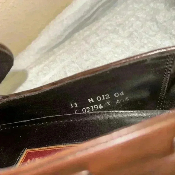 Cole Haan loafers size 11M - Picture 4 of 9